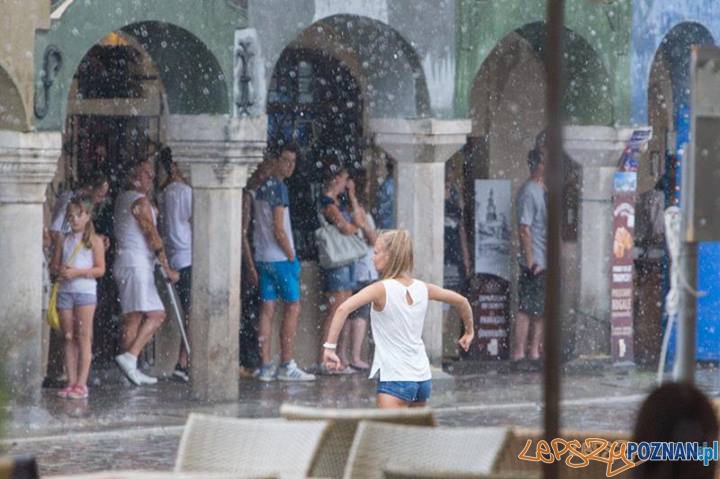 Popadało na Starym  Foto: lepszyPOZNAN.pl / Piotr Rychter
