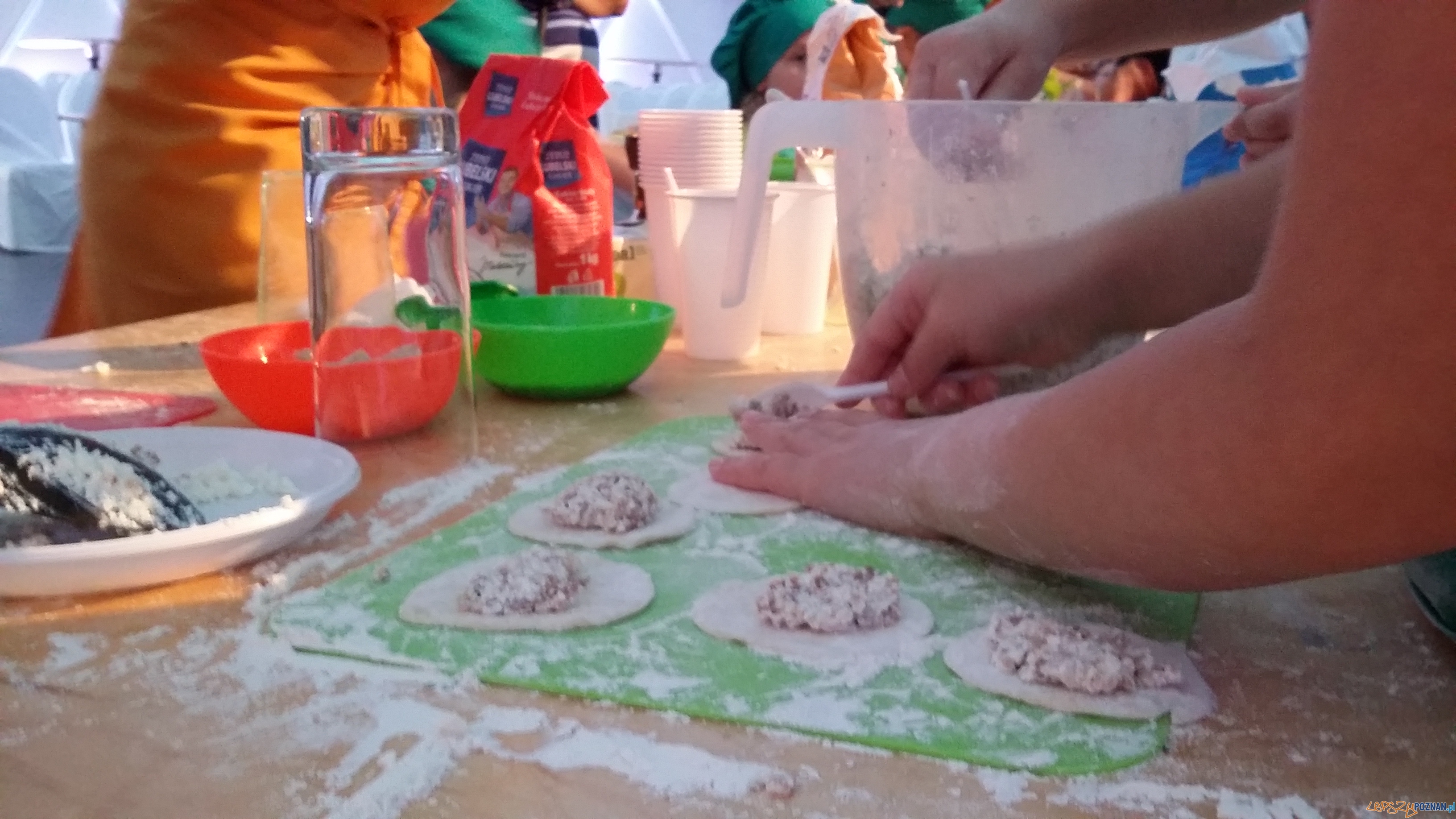 Kulinarne warsztaty podczas Festiwalu Transatlantyk Foto: lepszyPOZNAN.pl / tab Kulinarne warsztaty podczas Festiwalu Transatlantyk Foto: lepszyPOZNAN.pl / tab