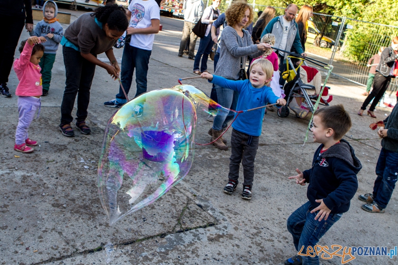 Luxfest 2014 - Strefa rozrywki - Poznań 27.09.2014 r. Foto: LepszyPOZNAN.pl / Paweł Rychter Luxfest 2014 - Strefa rozrywki - Poznań 27.09.2014 r. Foto: LepszyPOZNAN.pl / Paweł Rychter