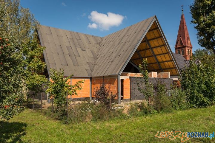 Przebudowa kościoła w Rokietnicy - zdjęcia z początku września 2014 Foto: Front Architects / Tomasz Hejna LAGOMphoto Przebudowa kościoła w Rokietnicy - zdjęcia z początku września 2014 Foto: Front Architects / Tomasz Hejna LAGOMphoto