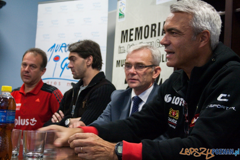 X Memoriał im. Arkadiusza Gołasia (26.09.2014) Murowana Goślina Foto: © LepszyPOZNAN.pl / Karolina Kiraga X Memoriał im. Arkadiusza Gołasia (26.09.2014) Murowana Goślina Foto: © LepszyPOZNAN.pl / Karolina Kiraga