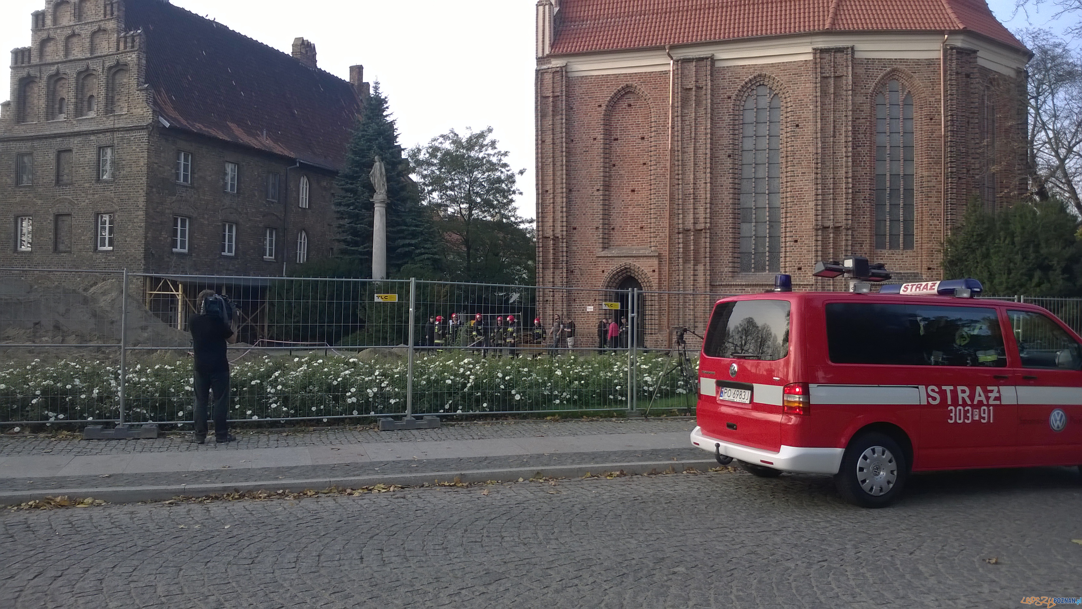 Wypadek na Ostrowie Tumskim (6) Foto: TD Wypadek na Ostrowie Tumskim (6) Foto: TD