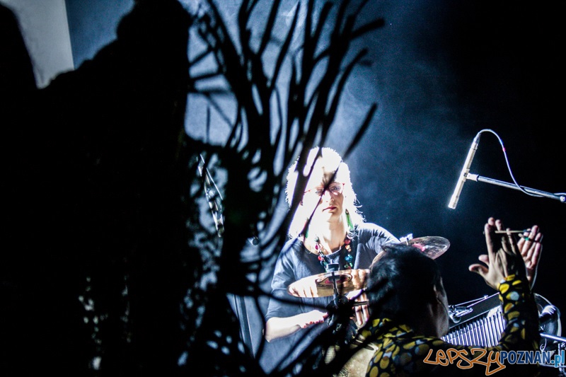 Kayah & Transoriental Orchestra (11.10.2014) Sala Ziemi Foto: © LepszyPOZNAN.pl / Karolina Kiraga Kayah & Transoriental Orchestra (11.10.2014) Sala Ziemi Foto: © LepszyPOZNAN.pl / Karolina Kiraga