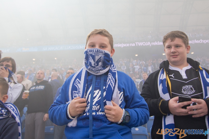 11. kolejka T-Mobile Ekstraklasy Lech Poznań - GKS Bełchatów (kibice na meczu) Foto: lepszyPOZNAN.pl / Piotr Rychter 11. kolejka T-Mobile Ekstraklasy Lech Poznań - GKS Bełchatów (kibice na meczu) Foto: lepszyPOZNAN.pl / Piotr Rychter