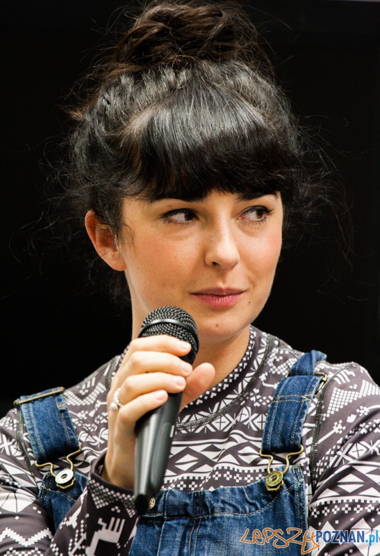 Marcelina w Empiku (29.10.2014) Foto: © LepszyPOZNAN.pl / Karolina Kiraga Marcelina w Empiku (29.10.2014) Foto: © LepszyPOZNAN.pl / Karolina Kiraga