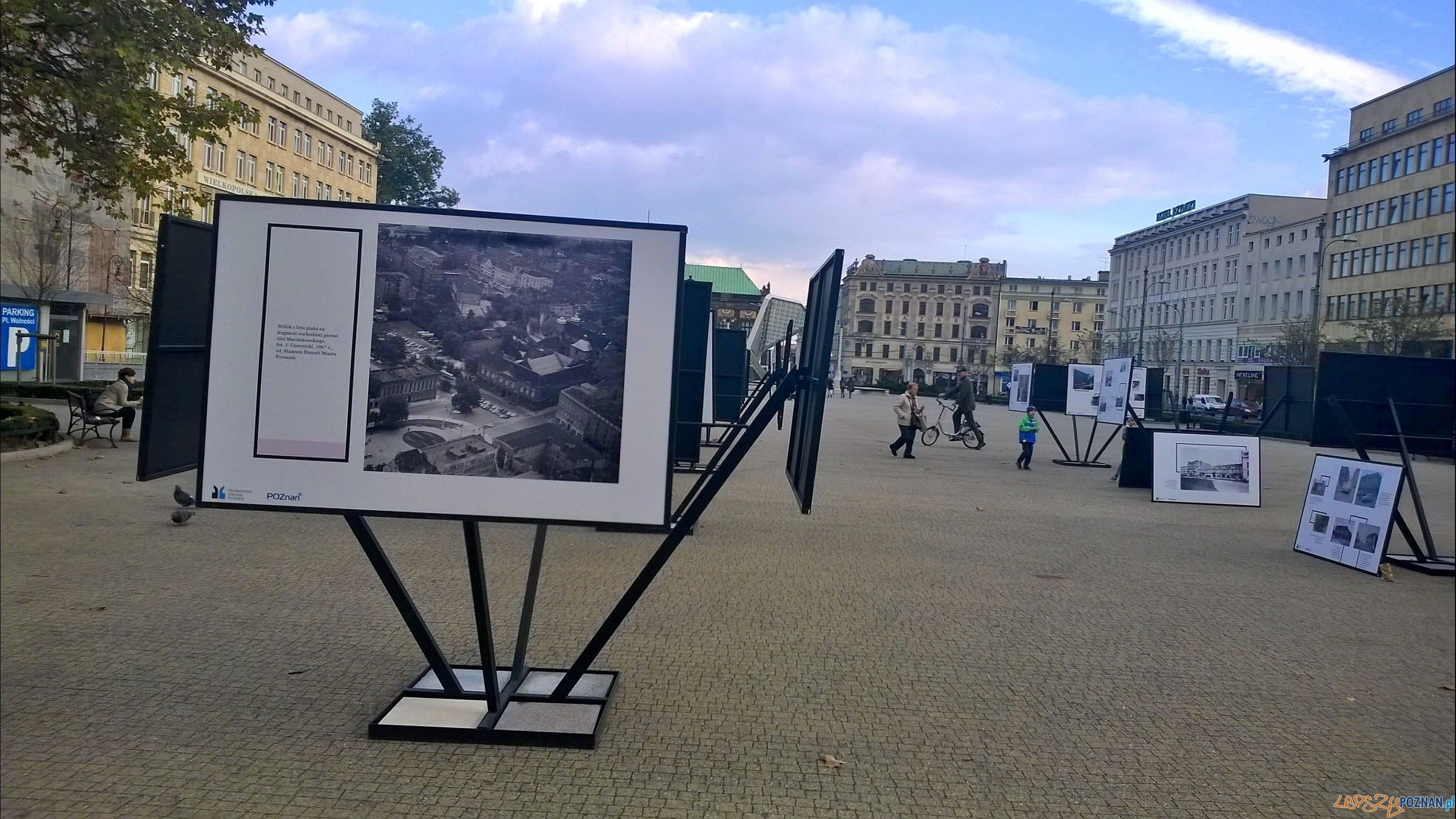 Poznańskie archiwa na Placu Wolności - wystawa Foto: TD Poznańskie archiwa na Placu Wolności - wystawa Foto: TD