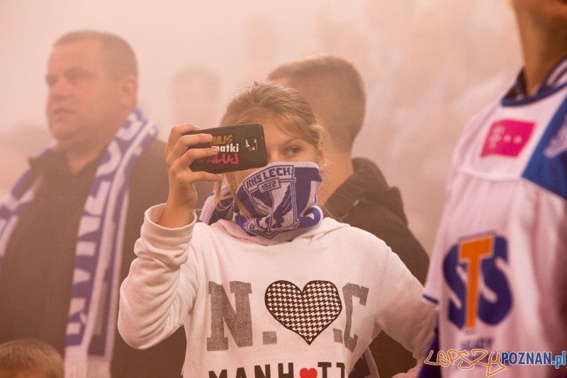 11. kolejka T-Mobile Ekstraklasy Lech Poznań - GKS Bełchatów (kibice na meczu) Foto: lepszyPOZNAN.pl / Piotr Rychter 11. kolejka T-Mobile Ekstraklasy Lech Poznań - GKS Bełchatów (kibice na meczu) Foto: lepszyPOZNAN.pl / Piotr Rychter