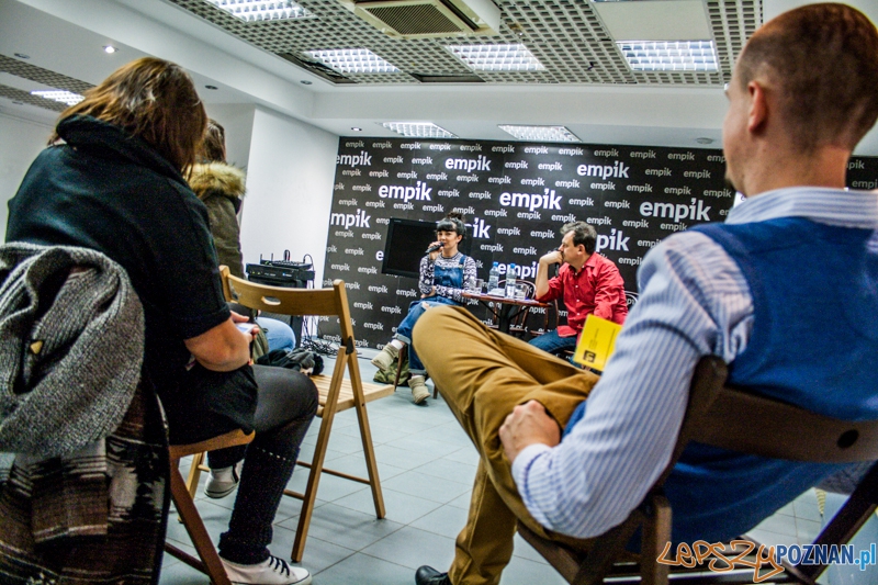 Marcelina w Empiku (29.10.2014) Foto: © LepszyPOZNAN.pl / Karolina Kiraga Marcelina w Empiku (29.10.2014) Foto: © LepszyPOZNAN.pl / Karolina Kiraga