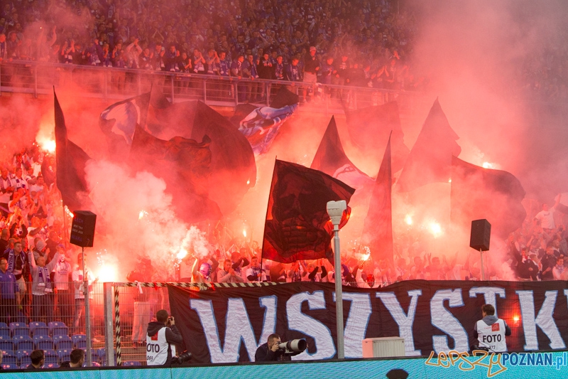 11. kolejka T-Mobile Ekstraklasy Lech Poznań - GKS Bełchatów (kibice na meczu) Foto: lepszyPOZNAN.pl / Piotr Rychter 11. kolejka T-Mobile Ekstraklasy Lech Poznań - GKS Bełchatów (kibice na meczu) Foto: lepszyPOZNAN.pl / Piotr Rychter