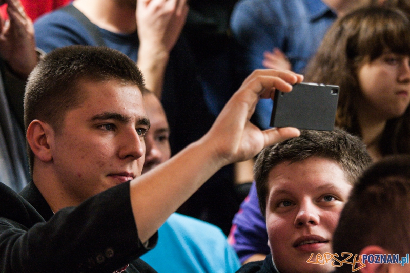 Spotkanie z Eweliną Lisowską (7.11.2014) Empik Foto: © LepszyPOZNAN.pl / Karolina Kiraga Spotkanie z Eweliną Lisowską (7.11.2014) Empik Foto: © LepszyPOZNAN.pl / Karolina Kiraga