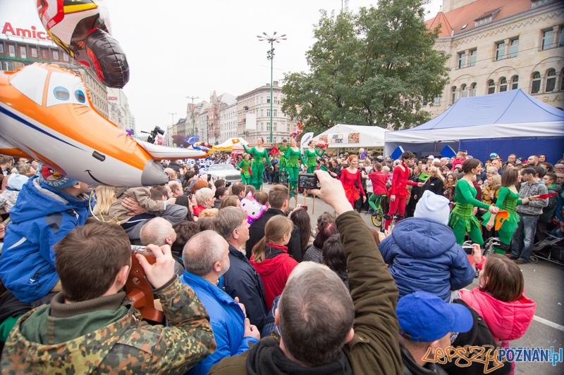 Korowód z okazji imienin ulicy Świety Marcin Foto: lepszyPOZNAN.pl / Piotr Rychter Korowód z okazji imienin ulicy Świety Marcin Foto: lepszyPOZNAN.pl / Piotr Rychter