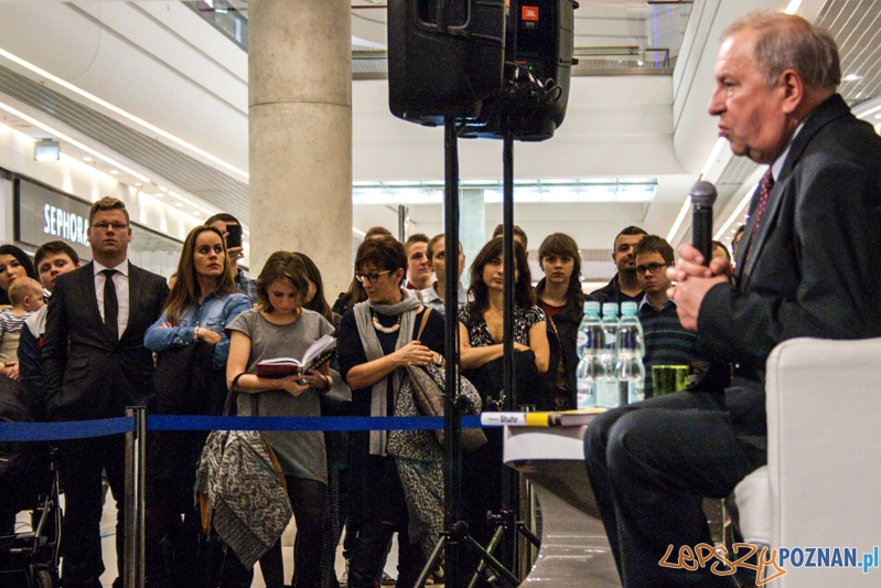 Spotkanie z Jerzym Stuhrem (5.11.2014) Galeria Malta Foto: © LepszyPOZNAN.pl / Karolina Kiraga Spotkanie z Jerzym Stuhrem (5.11.2014) Galeria Malta Foto: © LepszyPOZNAN.pl / Karolina Kiraga