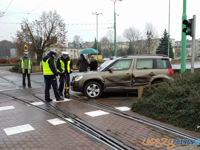 Wypadek na Śródce Foto: lepszyPOZNAN.pl / tab Wypadek na Śródce Foto: lepszyPOZNAN.pl / tab
