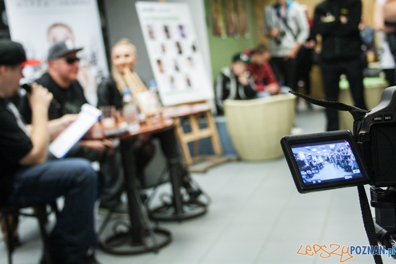 Donatan i Cleo (13.11.2014) Empik Foto: © LepszyPOZNAN.pl / Karolina Kiraga Donatan i Cleo (13.11.2014) Empik Foto: © LepszyPOZNAN.pl / Karolina Kiraga