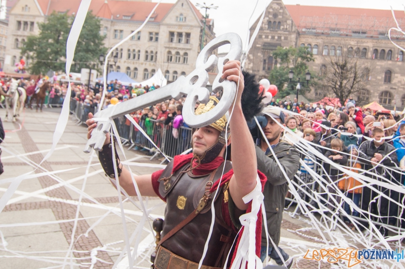 Korowód z okazji imienin ulicy Świety Marcin Foto: lepszyPOZNAN.pl / Piotr Rychter Korowód z okazji imienin ulicy Świety Marcin Foto: lepszyPOZNAN.pl / Piotr Rychter