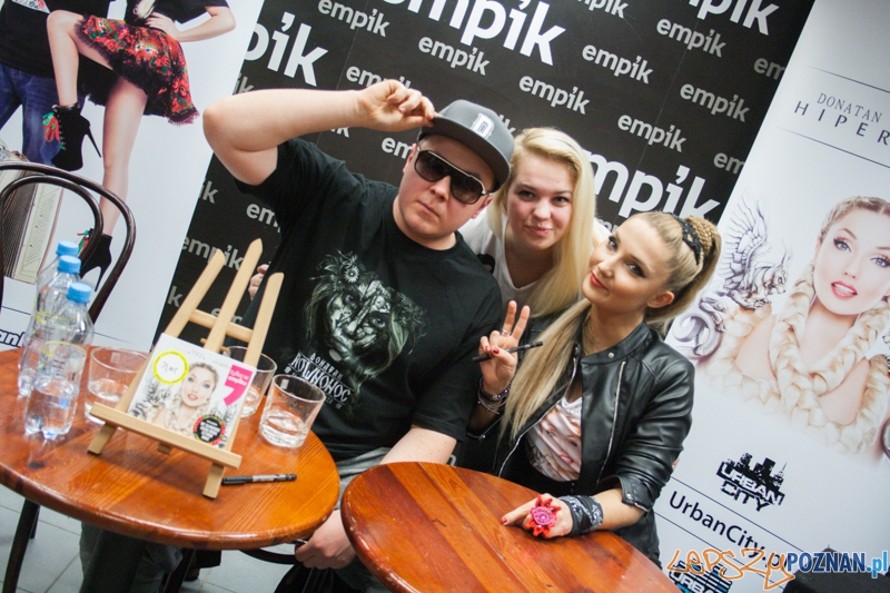 Donatan i Cleo (13.11.2014) Empik Foto: © LepszyPOZNAN.pl / Karolina Kiraga Donatan i Cleo (13.11.2014) Empik Foto: © LepszyPOZNAN.pl / Karolina Kiraga