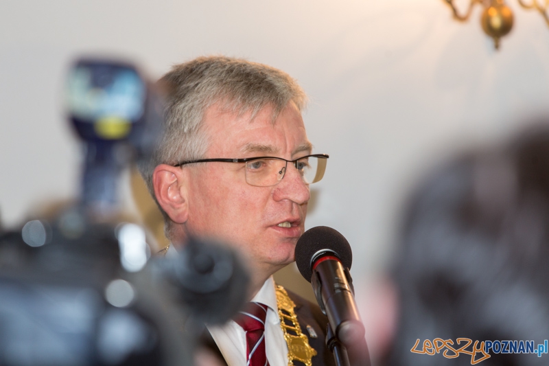 Uroczysta sesja Rady Miasta Poznania - zaprzysiężenie Prezydenta Jaśkowiaka Foto: lepszyPOZNAN.pl / Piotr Rychter Uroczysta sesja Rady Miasta Poznania - zaprzysiężenie Prezydenta Jaśkowiaka Foto: lepszyPOZNAN.pl / Piotr Rychter
