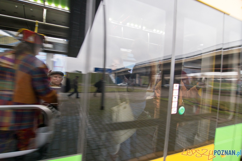 Nietypowa bimba po ulicach mego miasta mknie Foto: lepszyPOZNAN.pl / Piotr Rychter Nietypowa bimba po ulicach mego miasta mknie Foto: lepszyPOZNAN.pl / Piotr Rychter