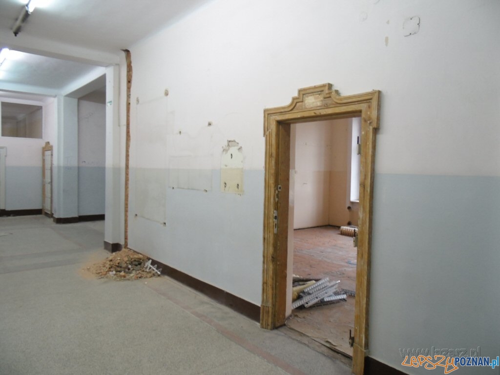 Budynek po VIII LO jest remontowany Foto: lazarz.pl / Janusz Ludwiczak Budynek po VIII LO jest remontowany Foto: lazarz.pl / Janusz Ludwiczak