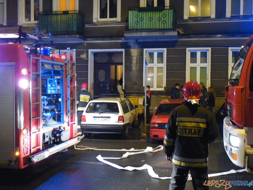 Zatrzymania po sylwestrowej nocy na Małeckiego Foto: lazarz.pl / Janusz Ludwiczak Zatrzymania po sylwestrowej nocy na Małeckiego Foto: lazarz.pl / Janusz Ludwiczak