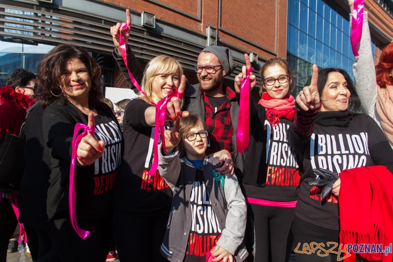 One Billion Rising – Nazywam się Miliard - Poznan 14.02.2015 r. Foto: LepszyPOZNAN.pl / Paweł Rychter One Billion Rising – Nazywam się Miliard - Poznan 14.02.2015 r. Foto: LepszyPOZNAN.pl / Paweł Rychter