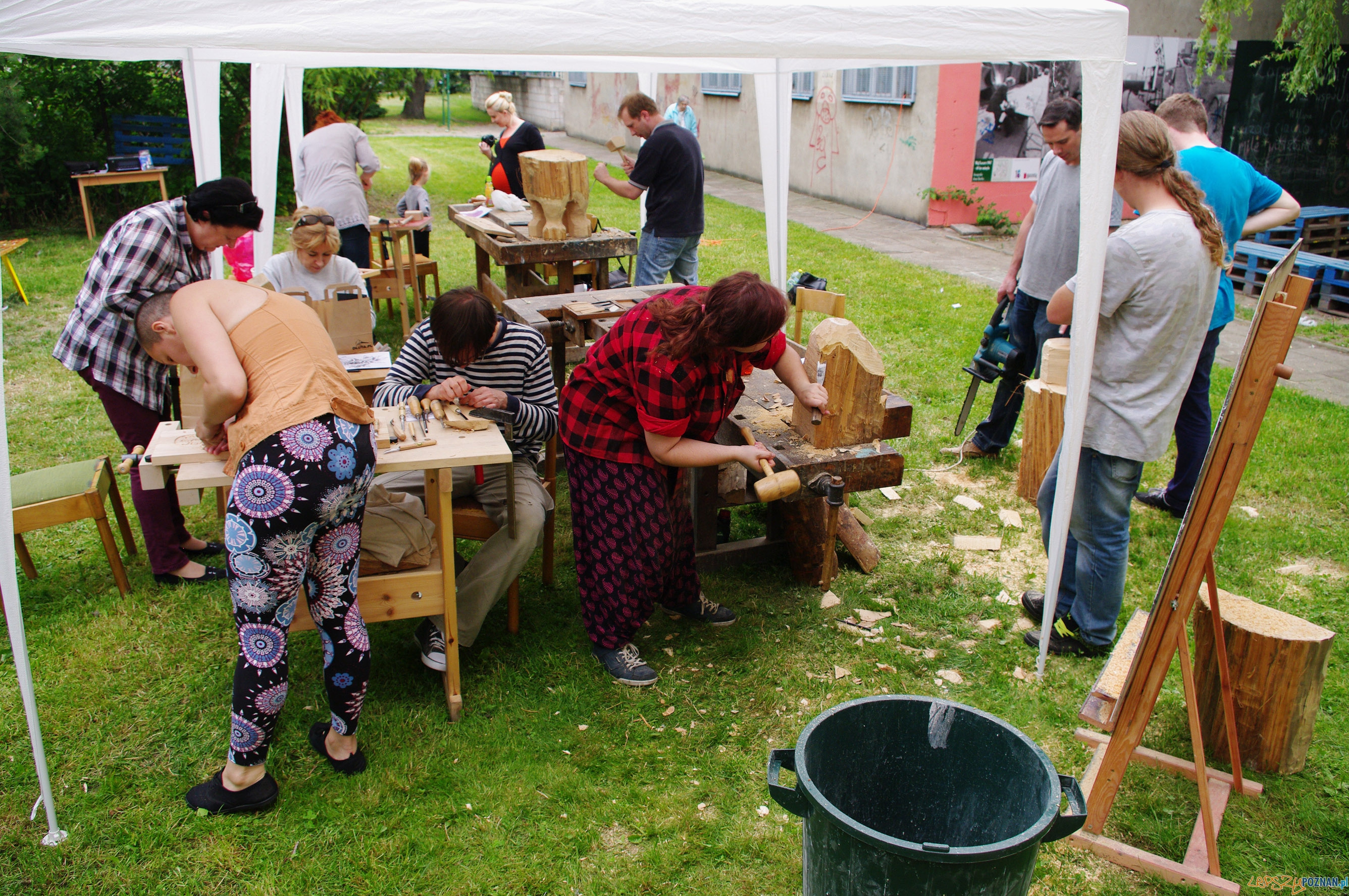 Warsztaty Rzeźby w Drewnie (Pracownia Łazarska 2014) Foto: Sonia Firlej Warsztaty Rzeźby w Drewnie (Pracownia Łazarska 2014) Foto: Sonia Firlej