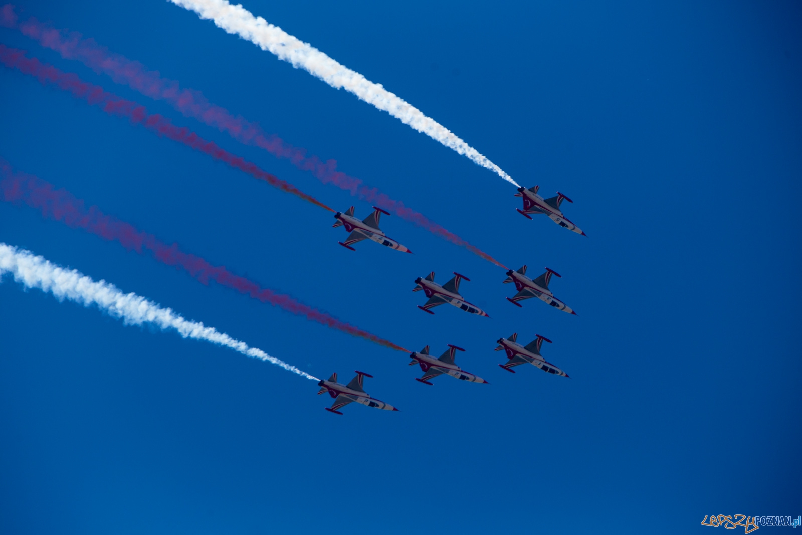 Aerofestival 2015 - Turkish Stars (Türk Yıldızları) Foto: lepszyPOZNAN.pl /Piotr Rychter Aerofestival 2015 - Turkish Stars (Türk Yıldızları) Foto: lepszyPOZNAN.pl /Piotr Rychter