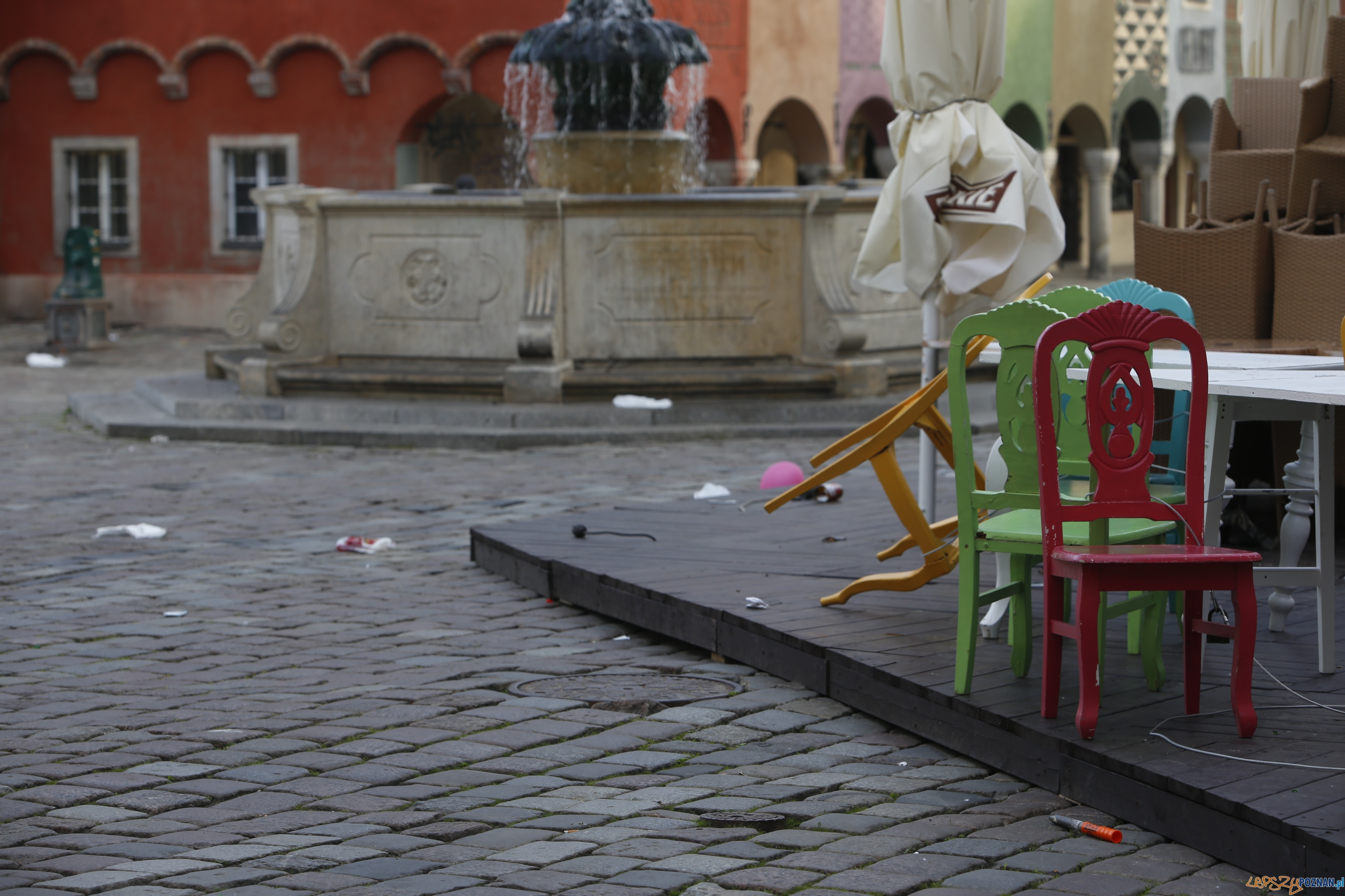 Sprzątanie Starego Rynku Foto: lepszyPOZNAN.pl Sprzątanie Starego Rynku Foto: lepszyPOZNAN.pl