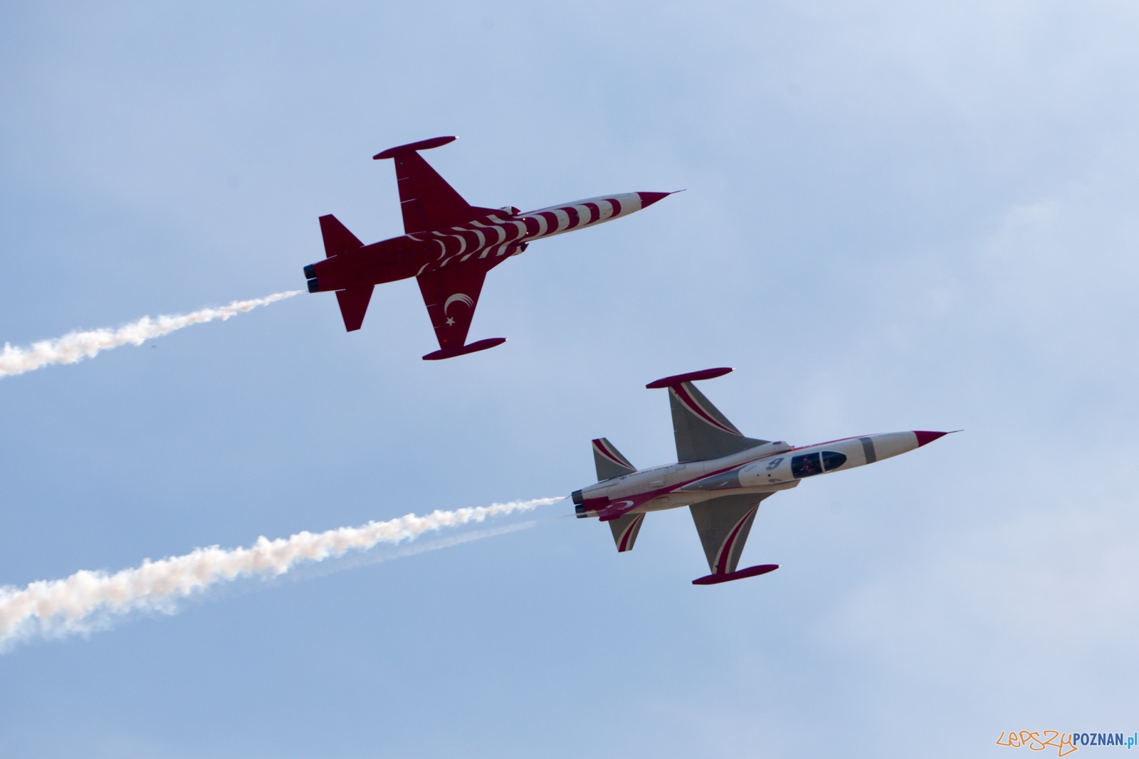 Aerofestival 2015 - Turkish Stars (Türk Yıldızları) Foto: lepszyPOZNAN.pl /Piotr Rychter Aerofestival 2015 - Turkish Stars (Türk Yıldızları) Foto: lepszyPOZNAN.pl /Piotr Rychter