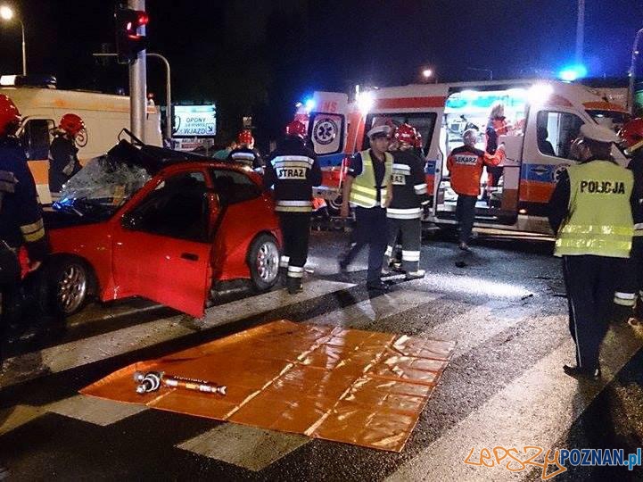 Nocny wypadek na ul. Bałtyckiej Foto: JRG 1 Nocny wypadek na ul. Bałtyckiej Foto: JRG 1