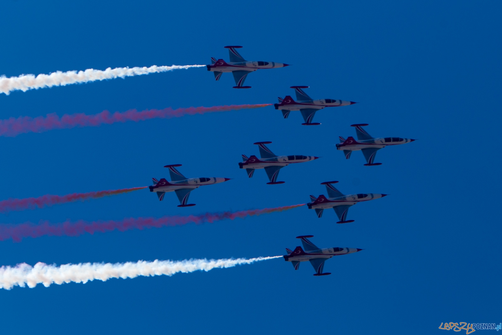 Aerofestival 2015 - Turkish Stars (Türk Yıldızları) Foto: lepszyPOZNAN.pl /Piotr Rychter Aerofestival 2015 - Turkish Stars (Türk Yıldızları) Foto: lepszyPOZNAN.pl /Piotr Rychter