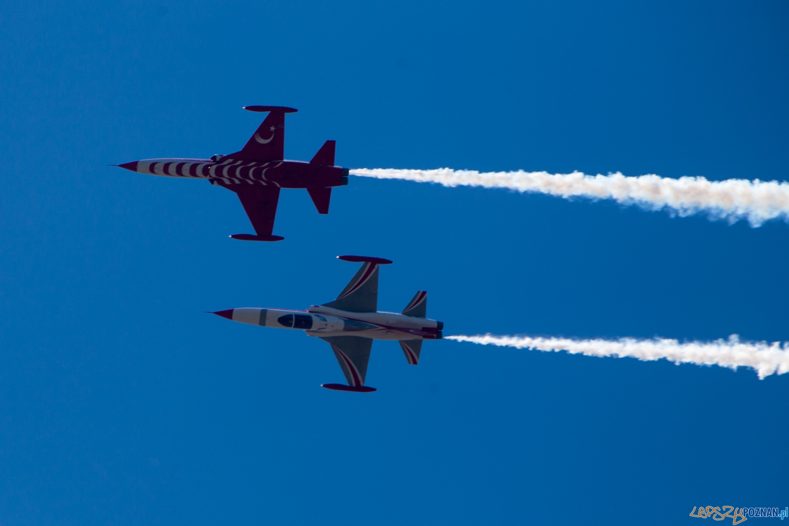 Aerofestival 2015 - Turkish Stars (Türk Yıldızları) Foto: lepszyPOZNAN.pl /Piotr Rychter Aerofestival 2015 - Turkish Stars (Türk Yıldızları) Foto: lepszyPOZNAN.pl /Piotr Rychter