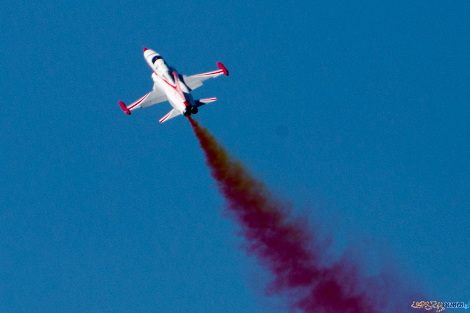 Aerofestival 2015 - Turkish Stars (Türk Yıldızları) Foto: lepszyPOZNAN.pl /Piotr Rychter Aerofestival 2015 - Turkish Stars (Türk Yıldızları) Foto: lepszyPOZNAN.pl /Piotr Rychter