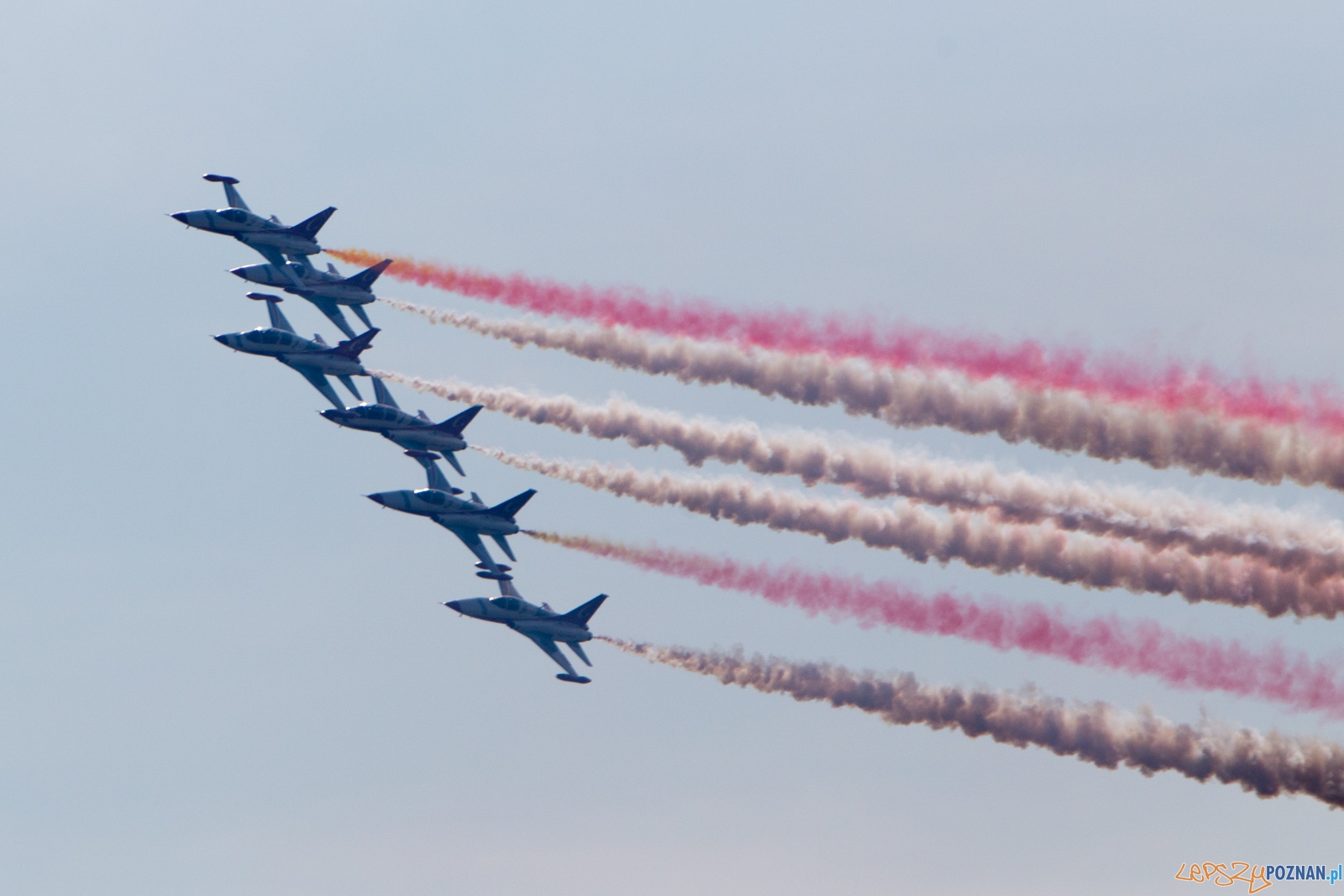 Aerofestival 2015 - Turkish Stars (Türk Yıldızları) Foto: lepszyPOZNAN.pl /Piotr Rychter Aerofestival 2015 - Turkish Stars (Türk Yıldızları) Foto: lepszyPOZNAN.pl /Piotr Rychter
