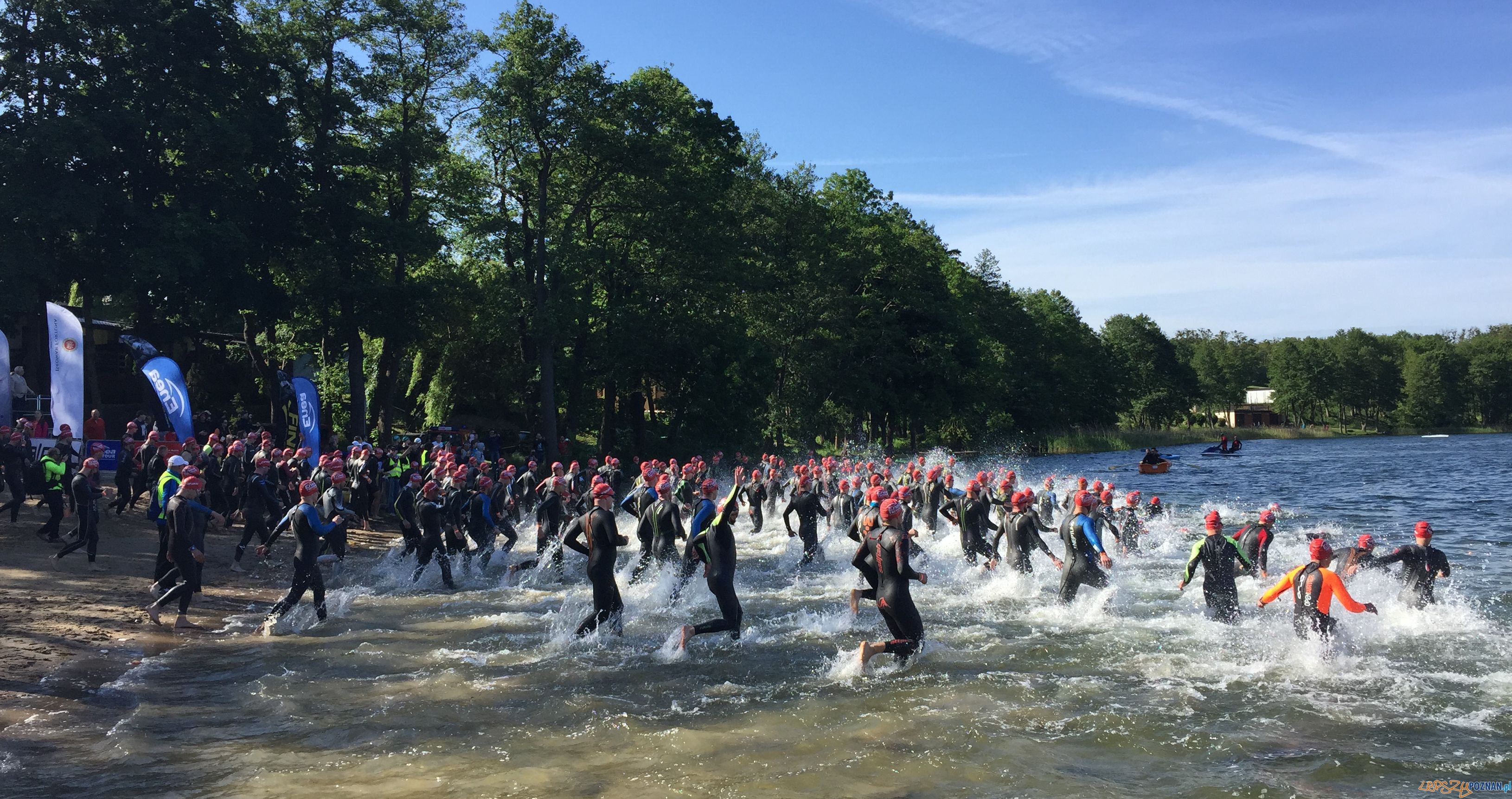 Triathlon w Sierakowie 2015 Foto: Endu Sport Triathlon w Sierakowie 2015 Foto: Endu Sport