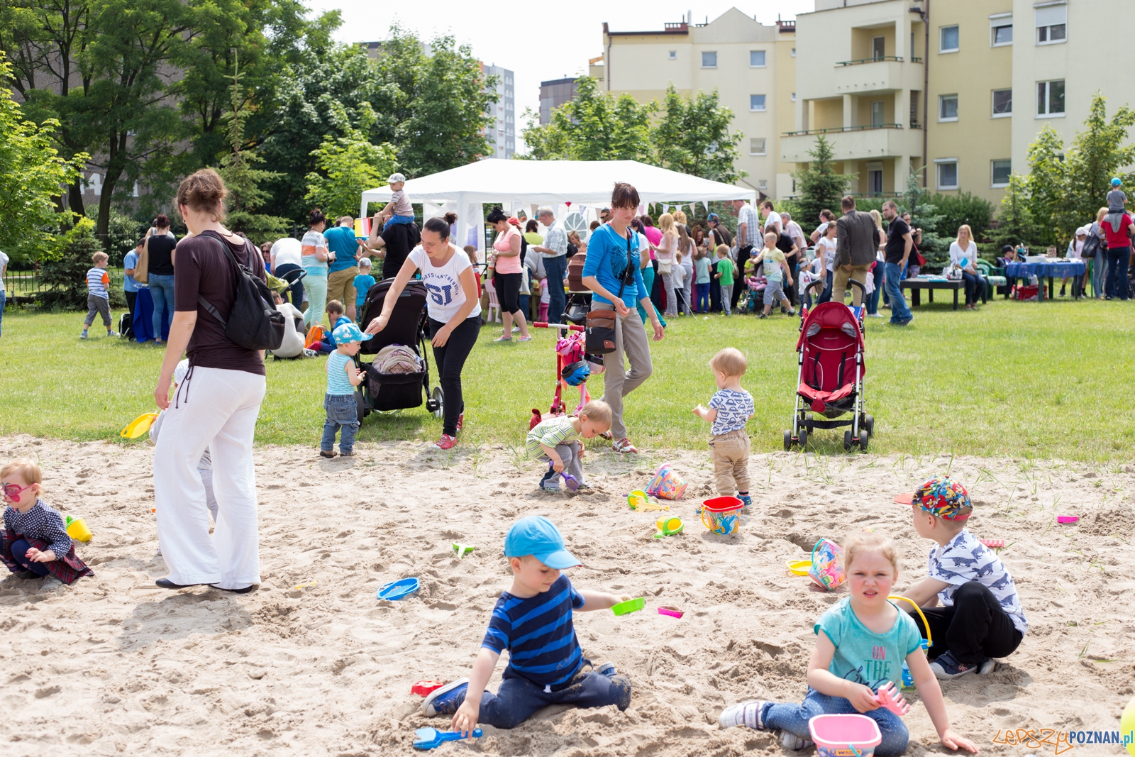 Festyn "Bezpieczne wakacje" Foto: lepszyPOZNAN.pl / Piotr Rychter Festyn "Bezpieczne wakacje" Foto: lepszyPOZNAN.pl / Piotr Rychter