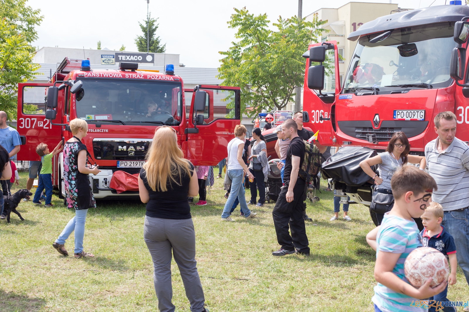 Festyn "Bezpieczne wakacje" Foto: lepszyPOZNAN.pl / Piotr Rychter Festyn "Bezpieczne wakacje" Foto: lepszyPOZNAN.pl / Piotr Rychter
