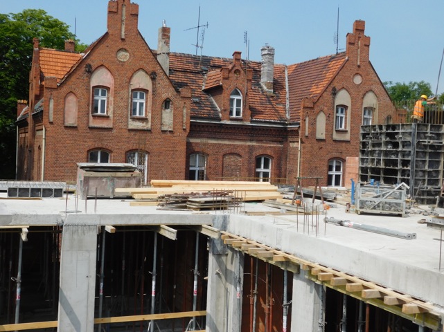 Budowa zakłądu leczniczego w Owińskach (1) Foto: Budowa zakłądu leczniczego w Owińskach (1) Foto: