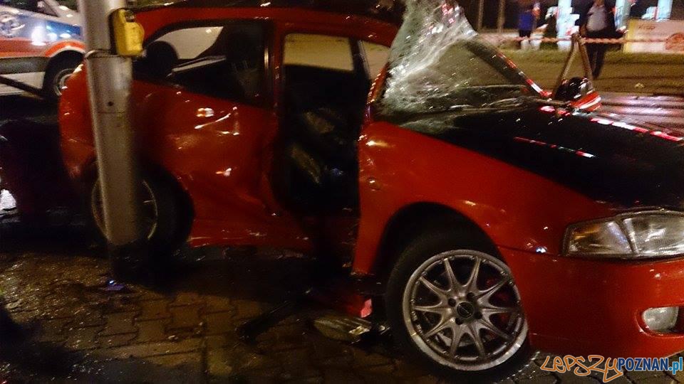 Nocny wypadek na ul. Bałtyckiej Foto: JRG 1 Nocny wypadek na ul. Bałtyckiej Foto: JRG 1