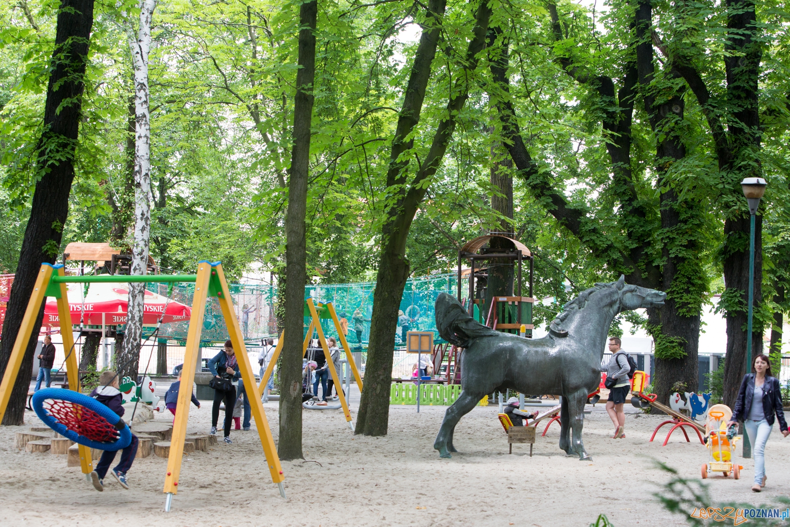 Dni Jeżyc 2015 Foto: lepszyPOZNAN.pl / Piotr Rychter Dni Jeżyc 2015 Foto: lepszyPOZNAN.pl / Piotr Rychter