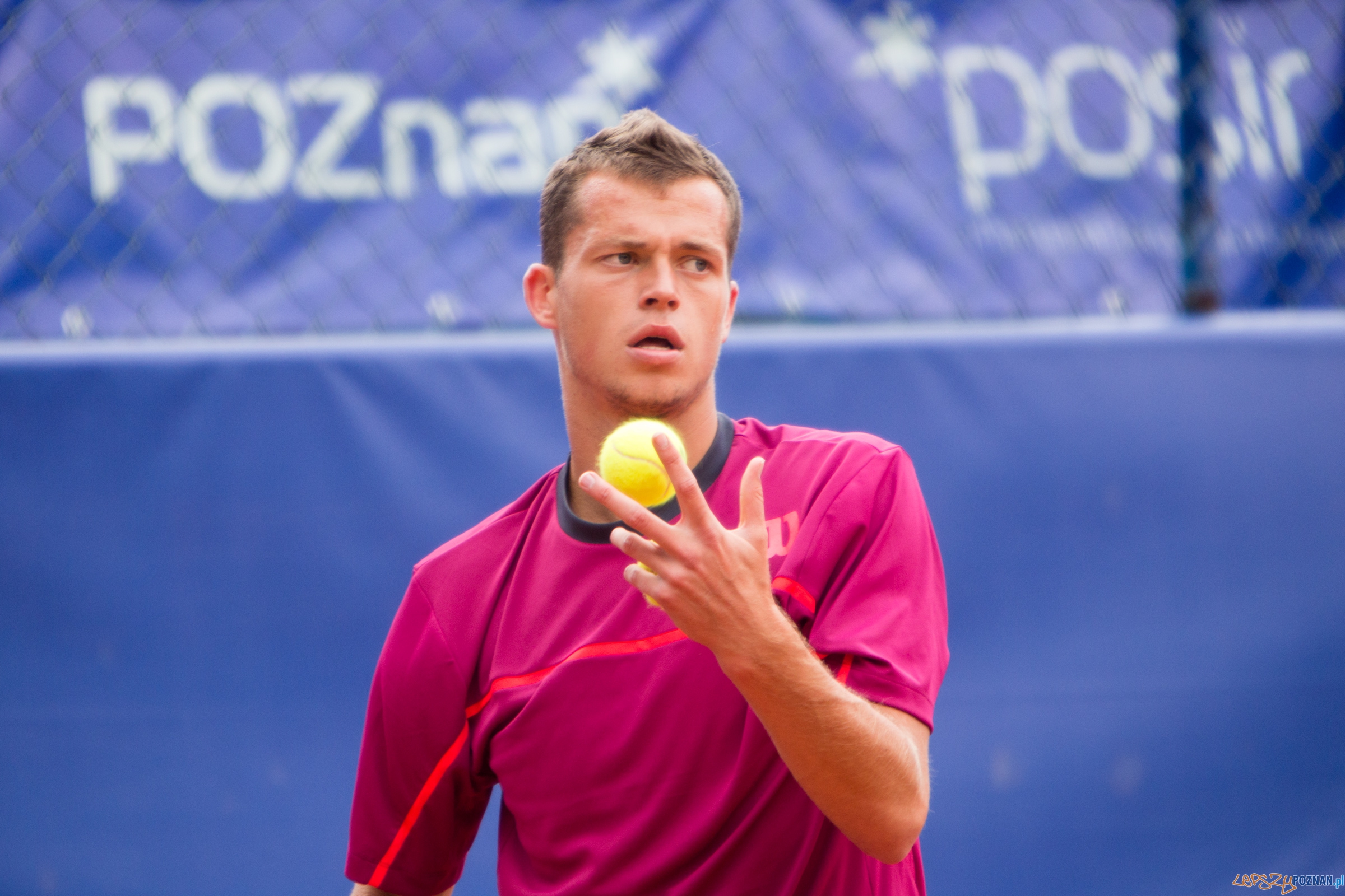 Poznan Open 2015 - Adam Pavlasek vs Elias Ymer Foto: lepszyPOZNAN.pl / Piotr Rychter Poznan Open 2015 - Adam Pavlasek vs Elias Ymer Foto: lepszyPOZNAN.pl / Piotr Rychter