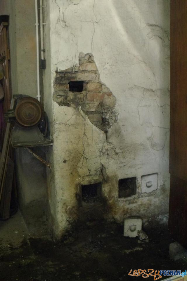 Strażacy musieli przeczyścić komin Foto: Strażacy musieli przeczyścić komin Foto: