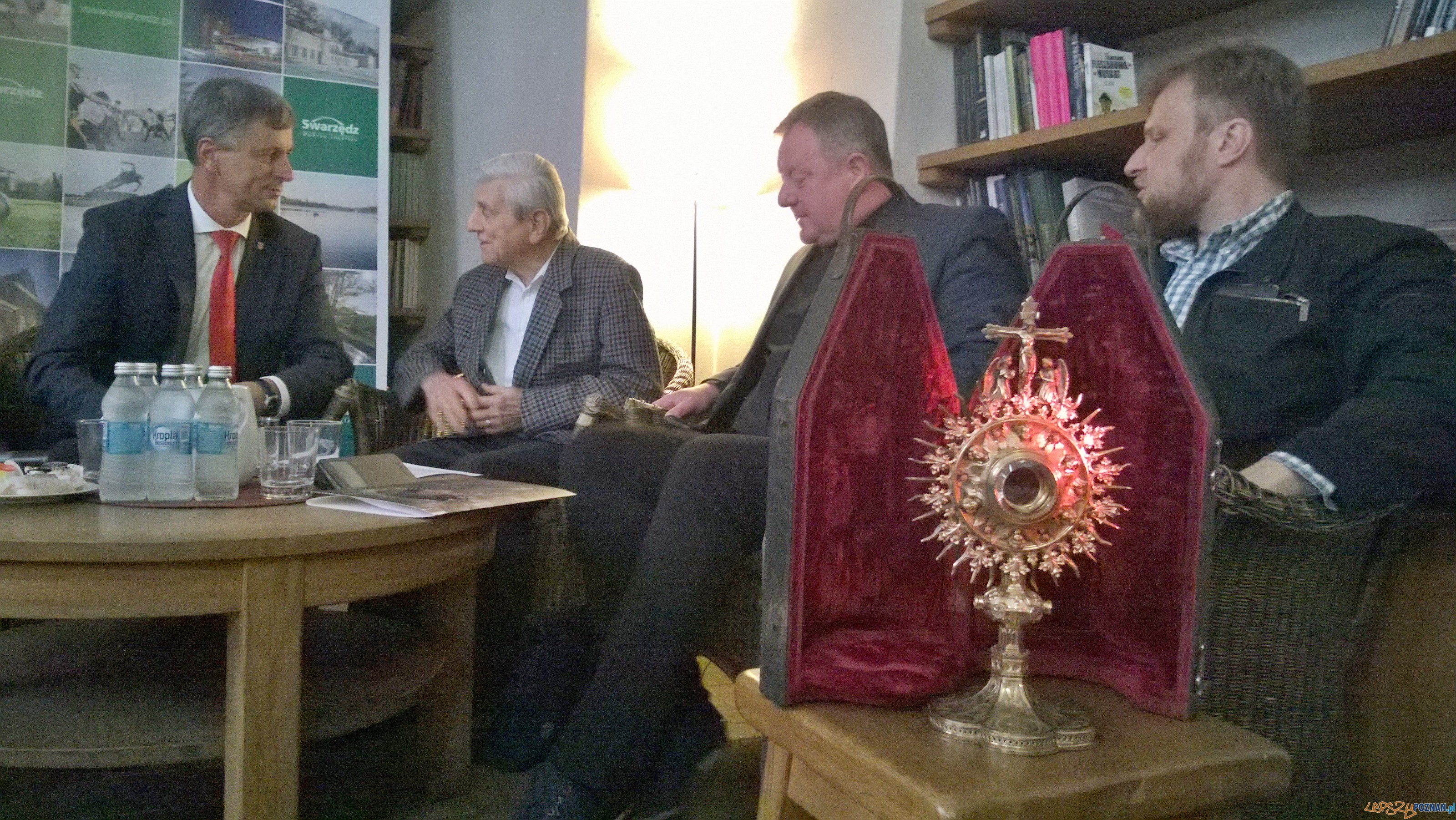 Konferencja prasowa - Warkocz Magdaleny 0 najmniejsza w Poznaniu monstrancja Foto: TD Konferencja prasowa - Warkocz Magdaleny 0 najmniejsza w Poznaniu monstrancja Foto: TD