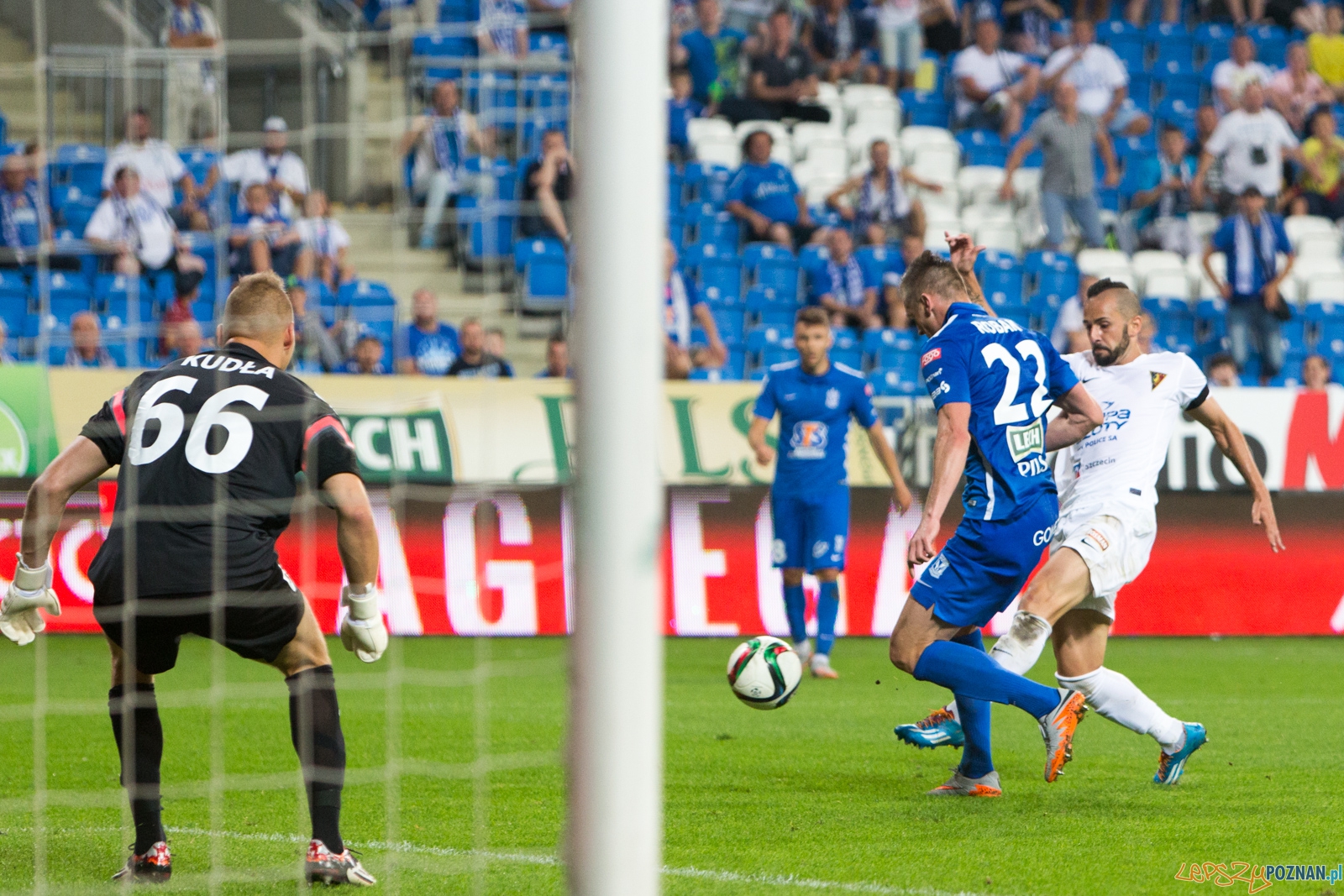 1. kolejka T-Mobile Ekstraklasy Lech Poznań - Pogoń Szczecin Foto: lepszyPOZNAN.pl / Piotr Rychter 1. kolejka T-Mobile Ekstraklasy Lech Poznań - Pogoń Szczecin Foto: lepszyPOZNAN.pl / Piotr Rychter