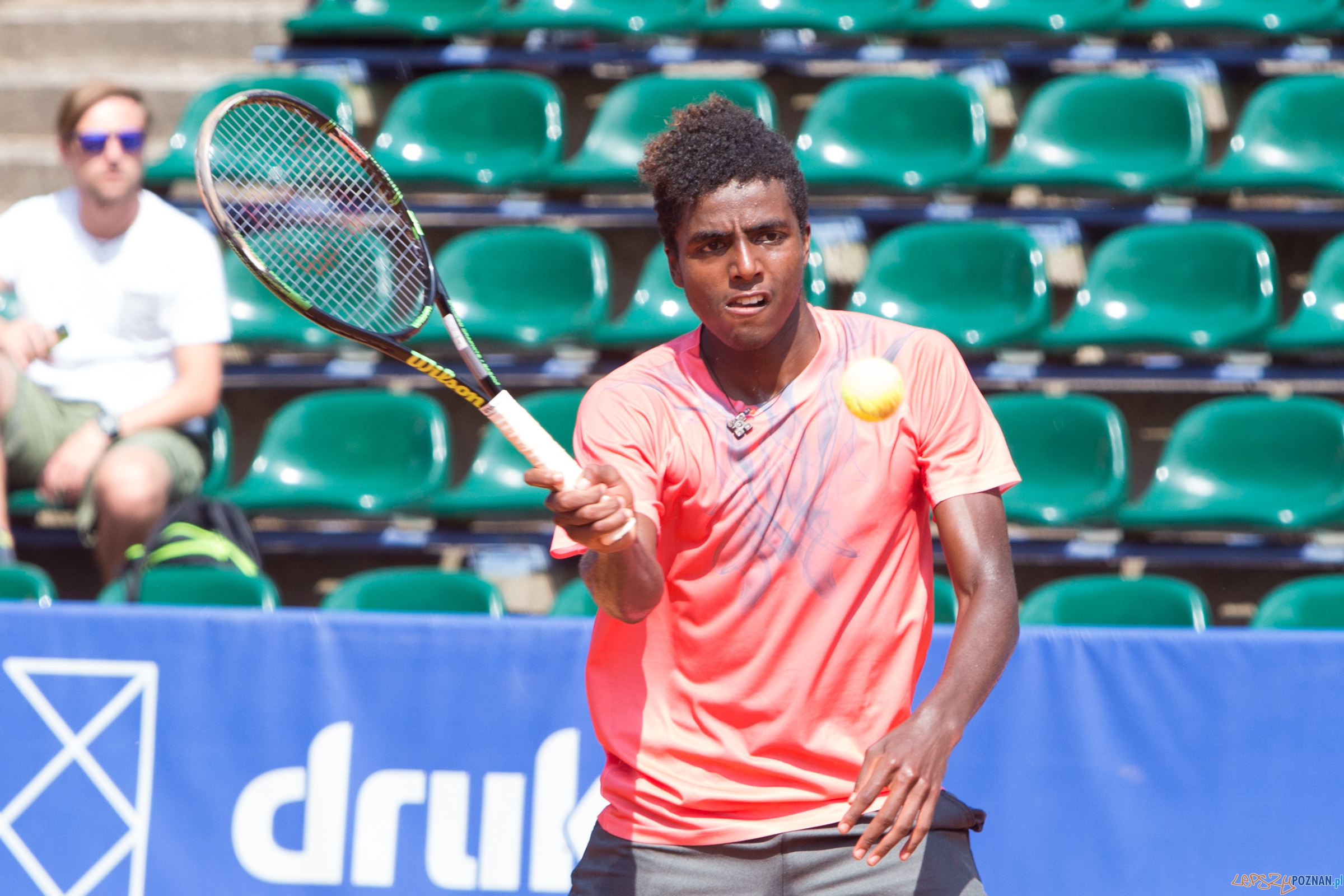 Poznan Open 2015 - Adam Pavlasek vs Elias Ymer Foto: lepszyPOZNAN.pl / Piotr Rychter Poznan Open 2015 - Adam Pavlasek vs Elias Ymer Foto: lepszyPOZNAN.pl / Piotr Rychter