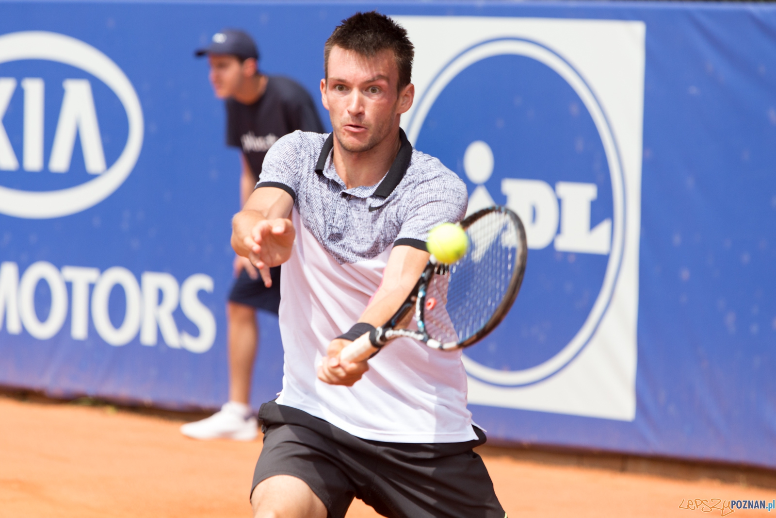Poznan Open 2015 - Dmytro Badanov vs Michal Konecny Foto: lepszyPOZNAN.pl / Piotr Rychter Poznan Open 2015 - Dmytro Badanov vs Michal Konecny Foto: lepszyPOZNAN.pl / Piotr Rychter