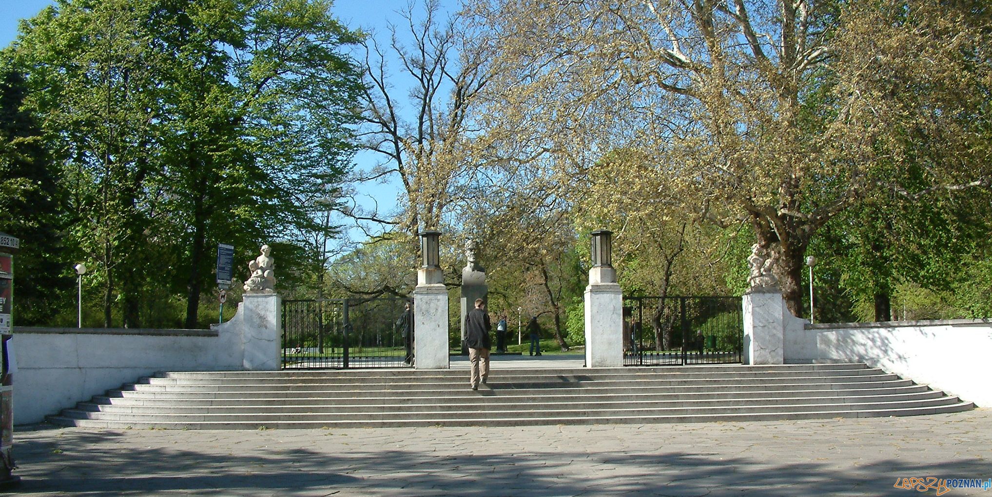 Wejście głowne do Park Wilsona Foto: Radomil/wikipedia Wejście głowne do Park Wilsona Foto: Radomil/wikipedia