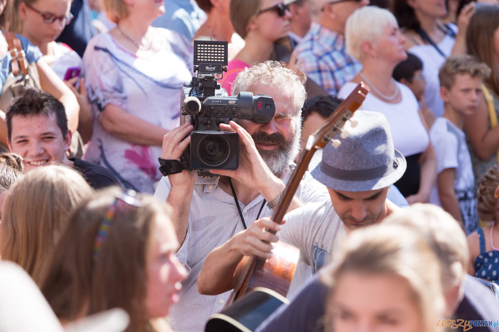 VIII Happening Gitarowy - Stary Rynek Foto: lepszyPOZNAN.pl / Piotr Rychter VIII Happening Gitarowy - Stary Rynek Foto: lepszyPOZNAN.pl / Piotr Rychter