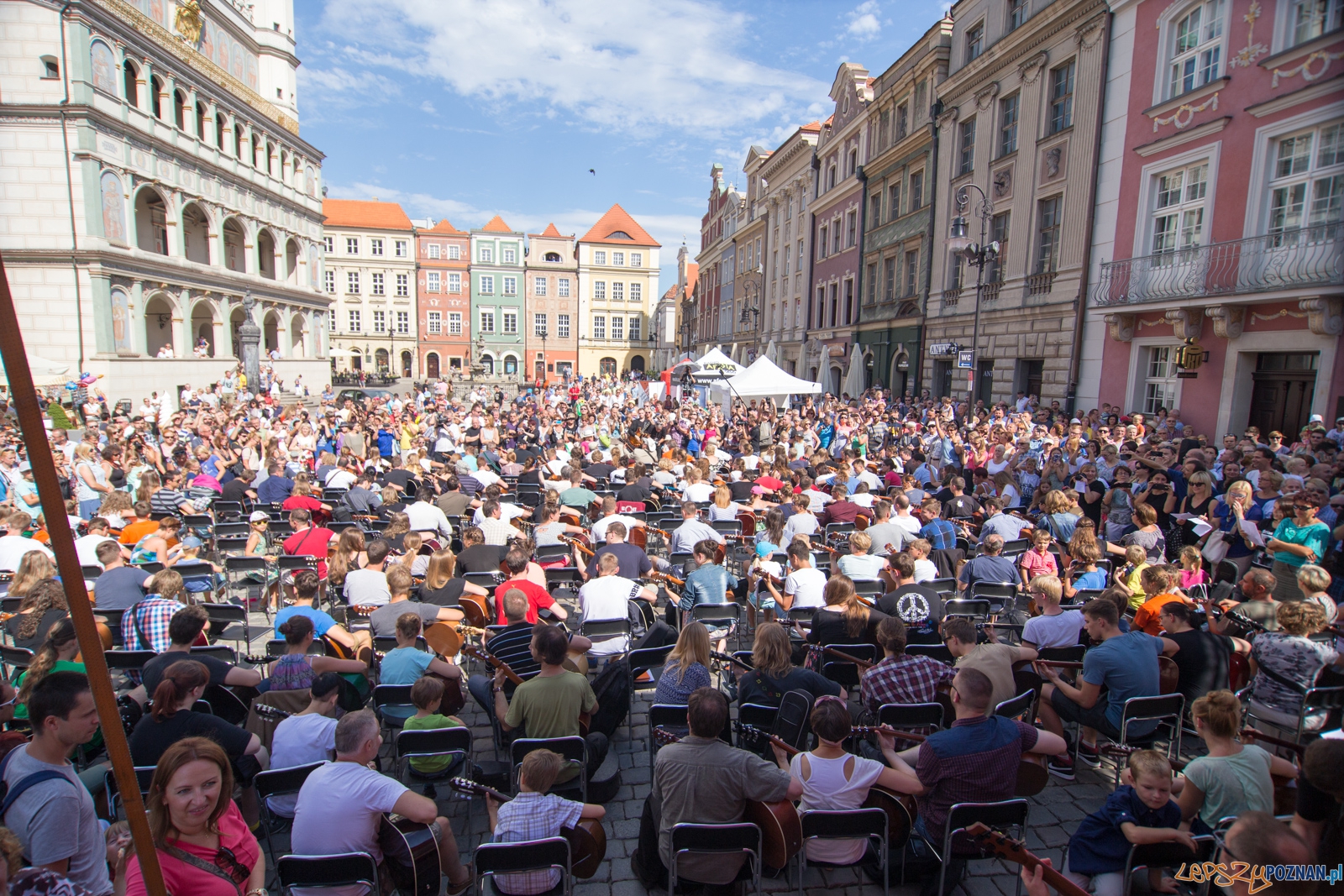 VIII Happening Gitarowy - Stary Rynek Foto: lepszyPOZNAN.pl / Piotr Rychter VIII Happening Gitarowy - Stary Rynek Foto: lepszyPOZNAN.pl / Piotr Rychter