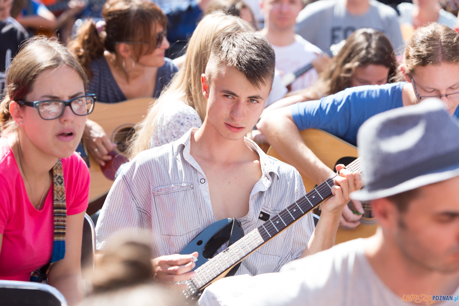VIII Happening Gitarowy - Stary Rynek Foto: lepszyPOZNAN.pl / Piotr Rychter VIII Happening Gitarowy - Stary Rynek Foto: lepszyPOZNAN.pl / Piotr Rychter